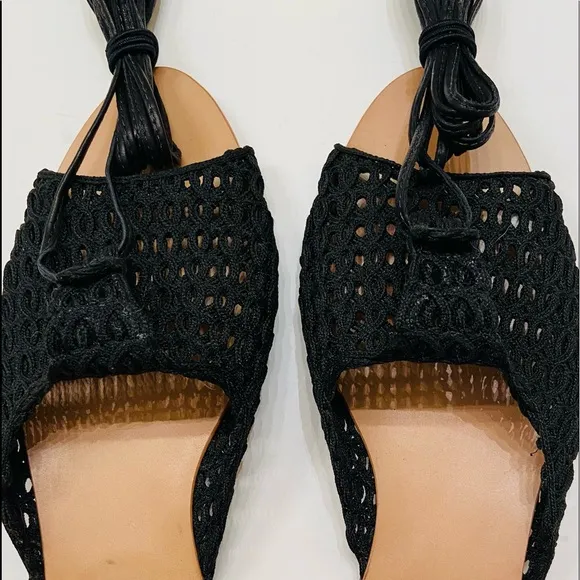 Schutz Olicia Flat Sandal In Black
