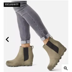 SOREL Boot Women 7.5 Joan Of Arctic Wedge II Chelsea Bootie Grey Leather Pull On