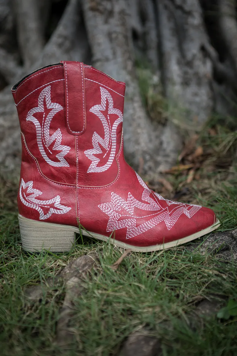 Swirl Embroidered Cowgirl Red
