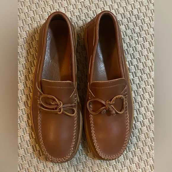 TOMMY BAHAMA Mens Slip On Leather Shoes - Size 8