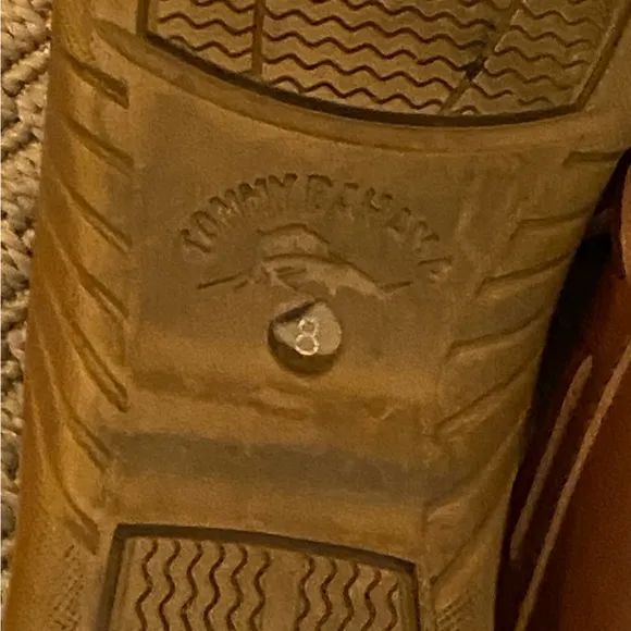 TOMMY BAHAMA Mens Slip On Leather Shoes - Size 8