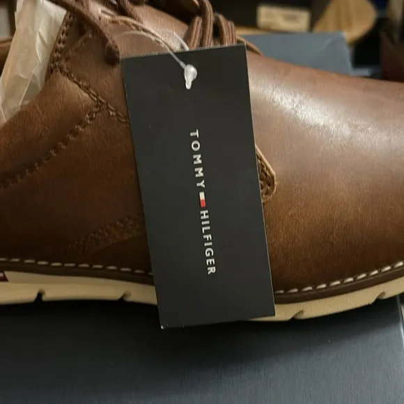 Tommy Hilfiger Men's Warren Plain Toe Oxford New in Box Medium Brown