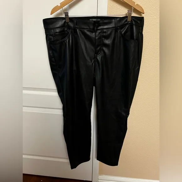 Torrid Perfect Skinny Faux Leather Mid Rise Pant 18R