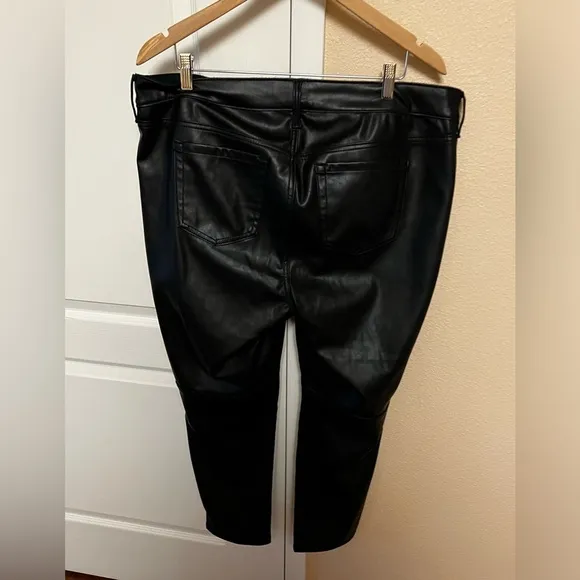 Torrid Perfect Skinny Faux Leather Mid Rise Pant 18R