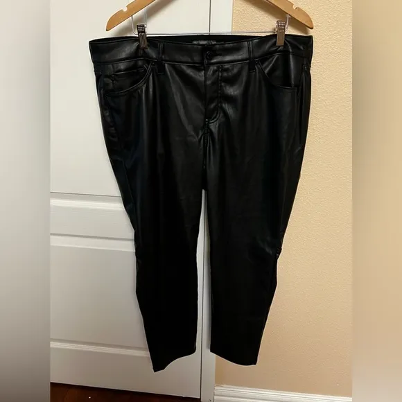 Torrid Perfect Skinny Faux Leather Mid Rise Pant 18R
