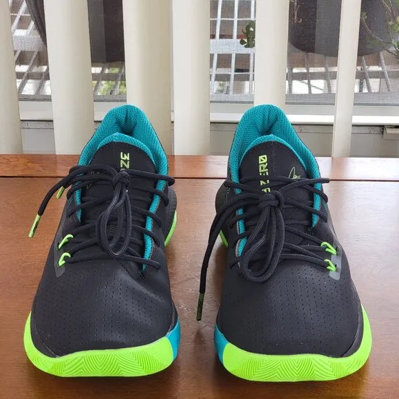 Under Armour Boys UA GS SC 3Zero III Basketball Shoes Leather 3022117 Size 7