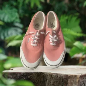 VANS Rosette Pink Mens Suede Shoes Sz 11US/44EU NWOT