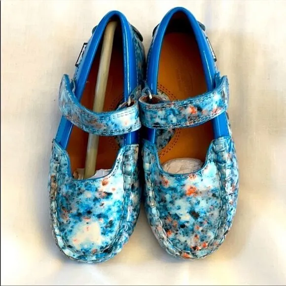 VENETTINI PATENT LEATHER MARY JANE SHOES. …