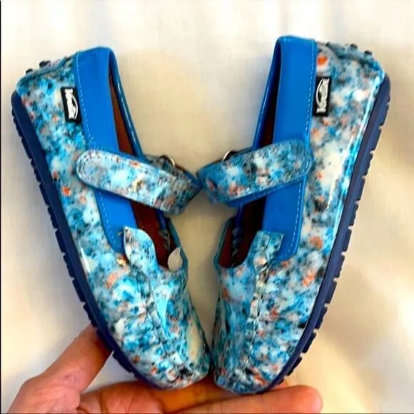 VENETTINI PATENT LEATHER MARY JANE SHOES. …