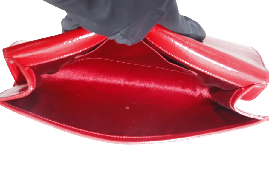 YVES SAINT LAURENT (YSL) BELLE DE JOUR CLUTCH (203855 467891) RED PATENT LEATHER & GOLD HARDWARE WITH DUST COVER